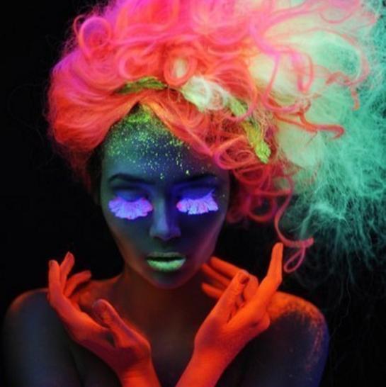Glow-In-The-Dark Hair/ Blacklight Hair Trend
