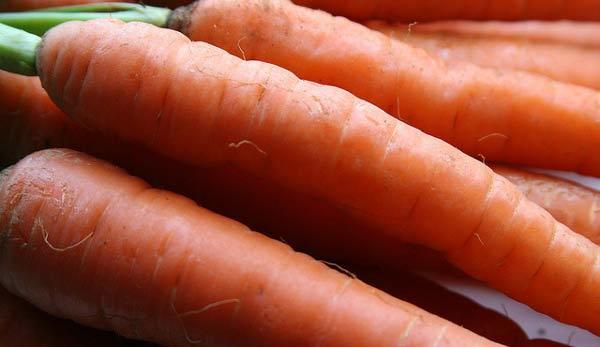 5 Foods For Naturally Glowing Skin.