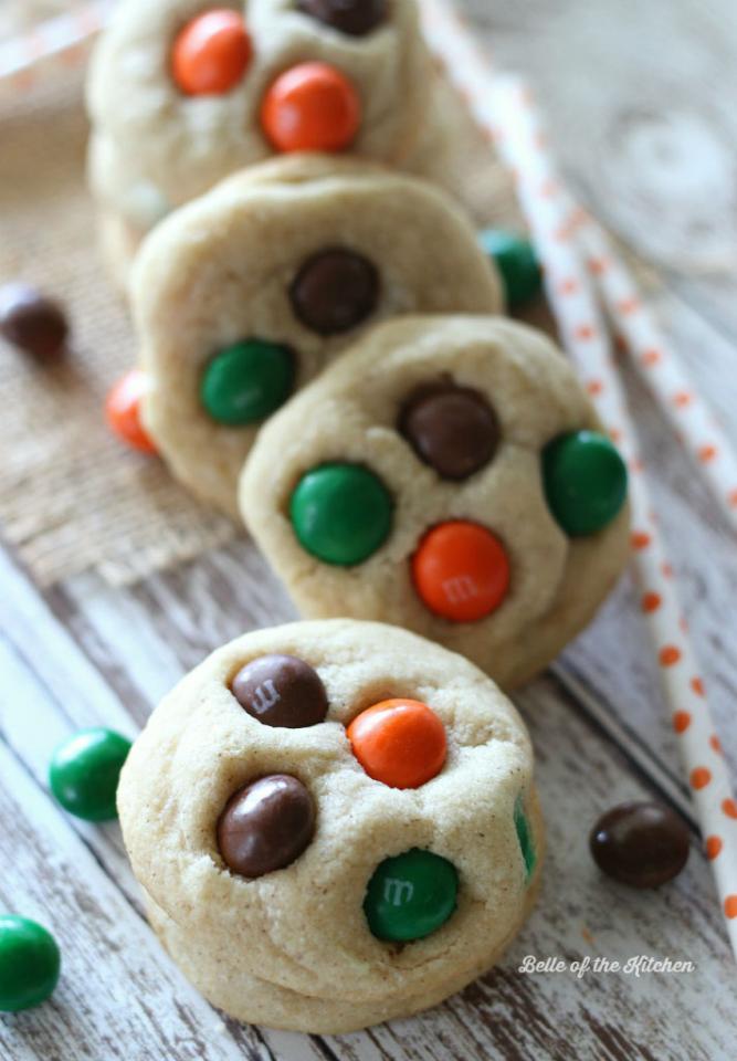 Pumpkin Spice M&M Sugar Cookies 