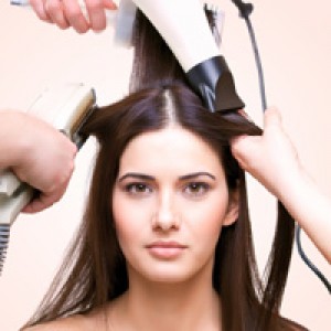 How to manage naturally curly dry hair