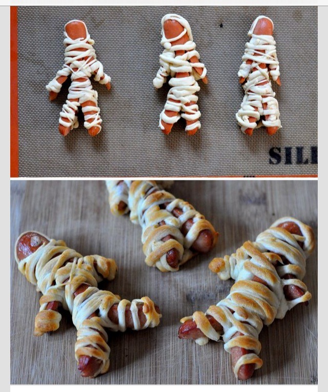 Cute Halloween Idea. Hot Dog Mummy Currants!!    