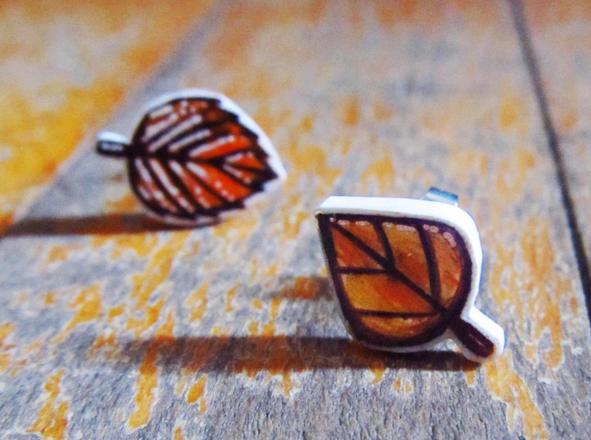 15. Miniature leaves for each of your earlobes.
https://www.etsy.com/listing/204937753/leaves-earring-studs-fall-autumn-gift?source=aw&utm_source=affiliate_window&utm_medium=affiliate&utm_campaign=us_location_buyer&utm_content=181013