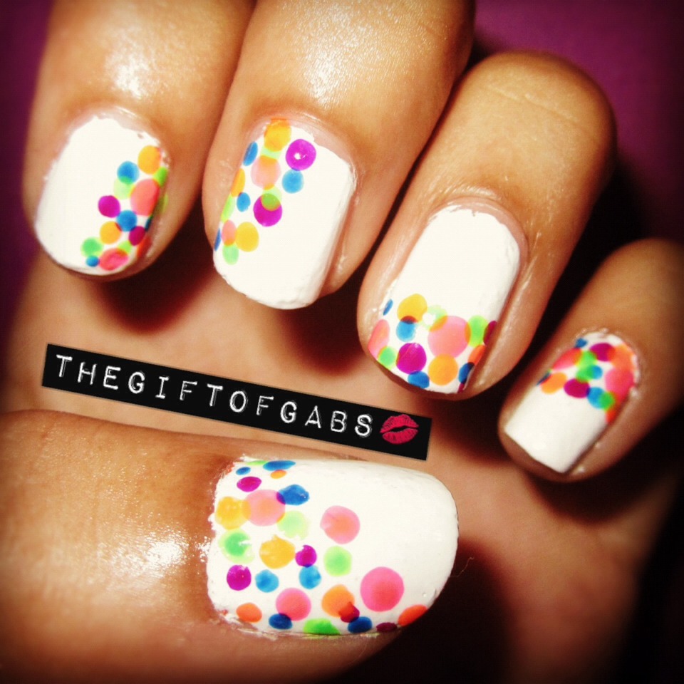 ️These are also really easy to do! After all - it's just a white nail polish base coat and a beautiful and colorful variation of dots which you could use a bobby pin for! Looks so cute!