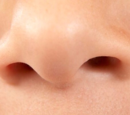 Few drops in the nose cures congestion