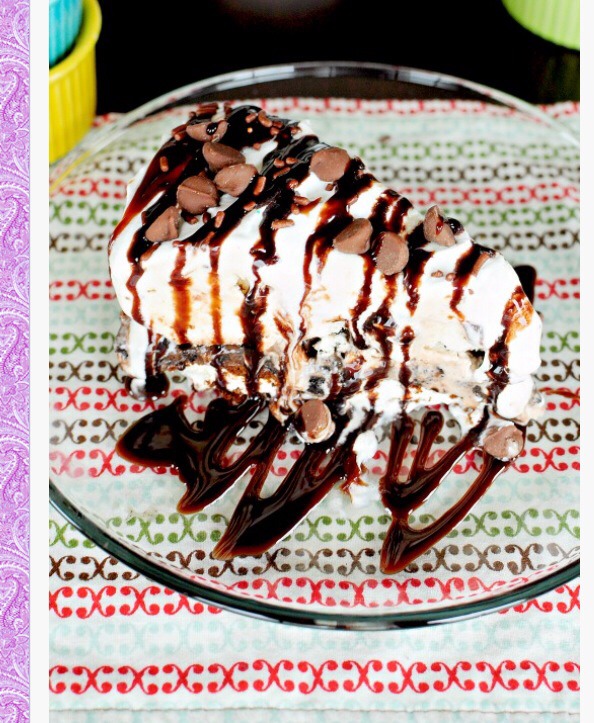 Oreo Fudge Cookie Dough Ice Cream