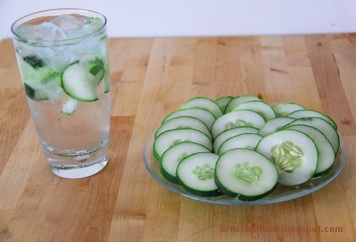 4. Support Supple Skin

Full of a host of skin-loving vitamins and minerals, such as silica, cucumbers create good skin health by increasing moisture and improving elasticity, which is why you find it in so many skin products on the market. Drinking water keeps your skin hydrated and healthy, too.
