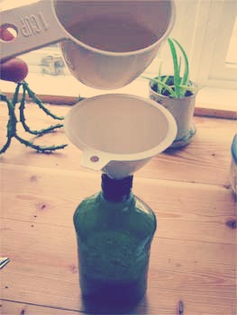 Measurements are to your preference. The coarser and thicker the hair, the more baking soda should be used.
* concoction will COMBUST like soda in a bottle so be ready to put a lid on it fast!

Ingredients:
• baking soda
• lemon juice
• warm water
• apple cider vinegar
• brown sugar(optional)


