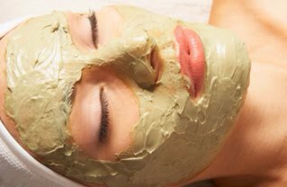 11.Avocado, Carrot and Cream Mask

Give your face a boost of Vitamin E, calcium and protein with this high in nutrient mask. 
