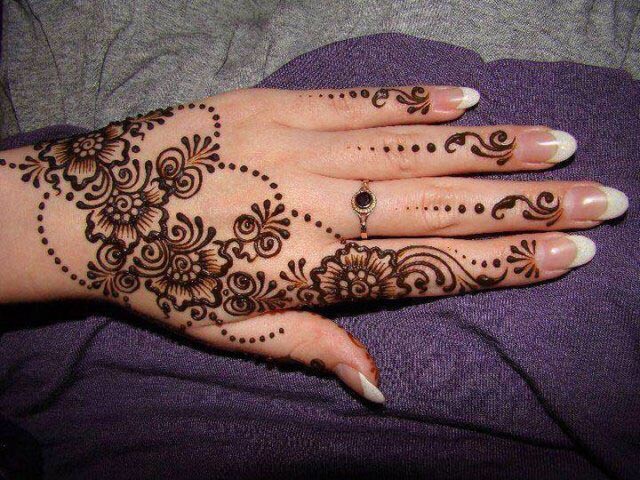 Beautiful Henna Tattoos/Designs