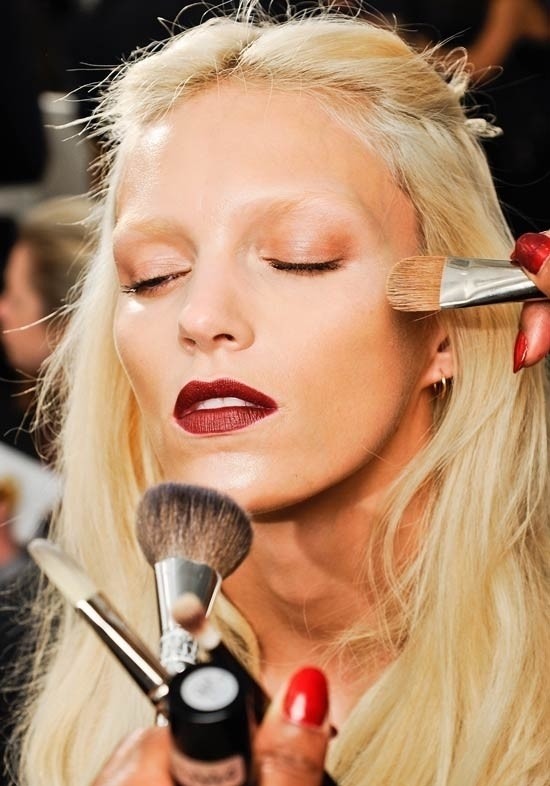 Scandinavian women secret to flawless skinNot only do they drink plenty of spring mineral water, but they bathe their faces with it too. In addition to leaving skin hydrated and healthy, that can get rid of puffiness. The key is that it needs to be icy cold, and you should indulge in 20 splashes!