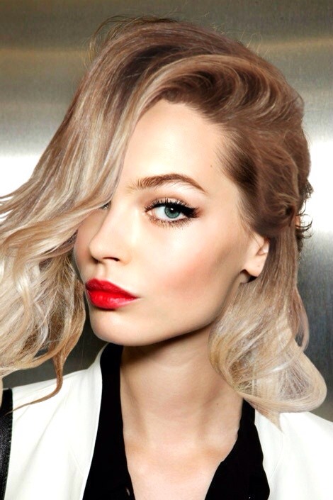 17. HIDE RED: If your skin is irritated or you have a blemish it’s going to show on your skin. You can easily hide these red flaws by covering with a green tinted concealer. The green neutralizes the red.