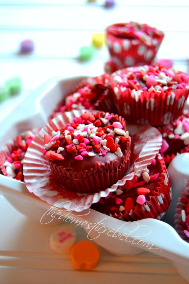 Red Velvet Cream Cheese Cups 