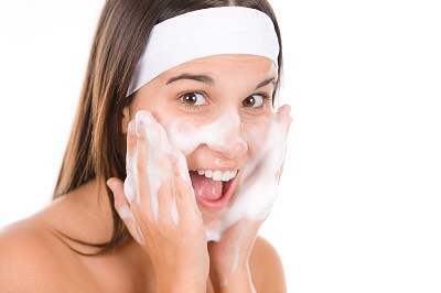 Wash your skin with warm water
When finished pat with cold water to close the pores.