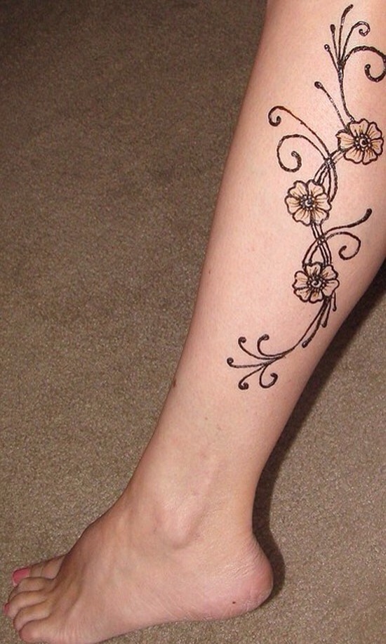 Cute Henna Designs 😘