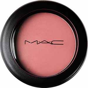 One of the last things I carry in my cosmetics bag is blush. 