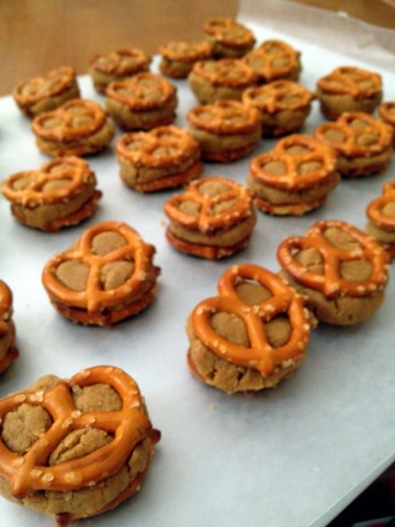 Here's a treat if your craving salty and sweet foods!!! →→→→→→