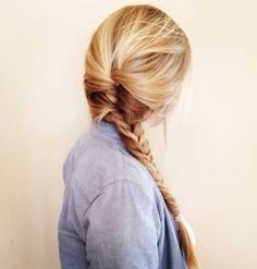Nice plait going down the side of your head, you can even do it in a fish tail if you want🙆🏼