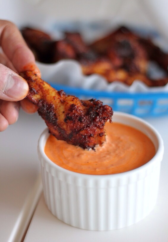 Jerk Chicken Wings W/ Red Pepper Cream Sauce. YUM!! 😋🙌