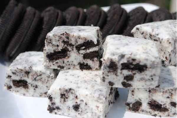 7. Cookies and cream fudge 