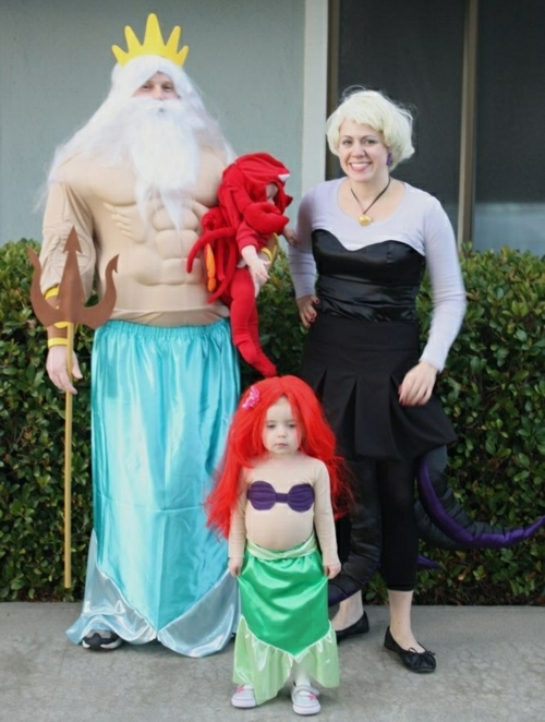 Family Halloween Costumes 