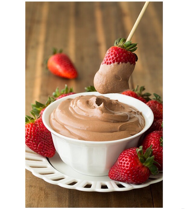 Delicious Nutella And Cheese Cake Dip!!