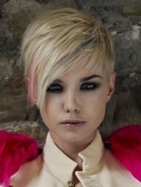 Amazing Short Hair And Tattoo Ideas 