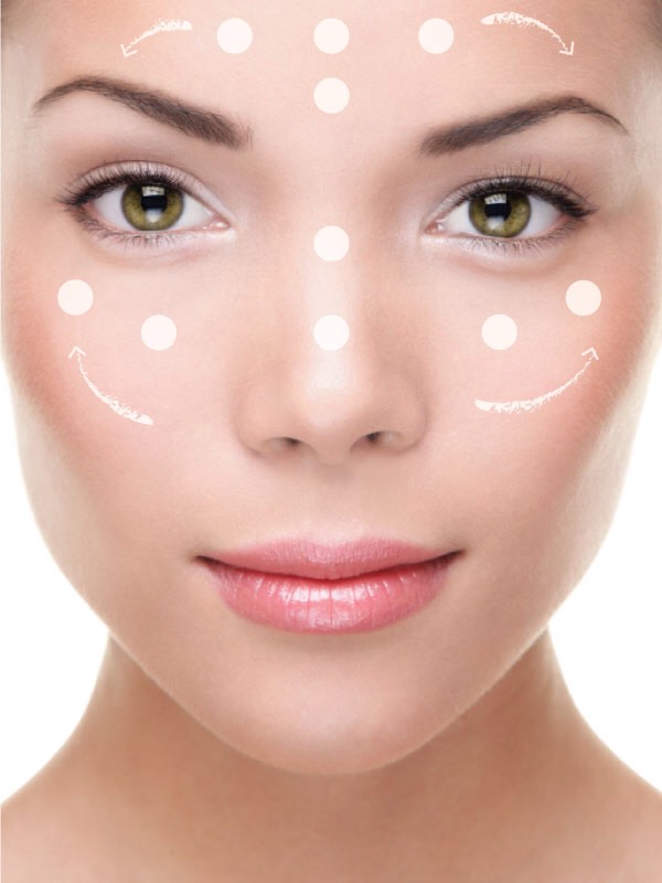 After the moisturiser has sunk in, Dab in a primer - this acts as a base to set the makeup to last longer