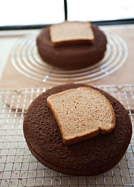 Keep your cake super moist by placing a slice of bread on top until you’re ready to frost it.