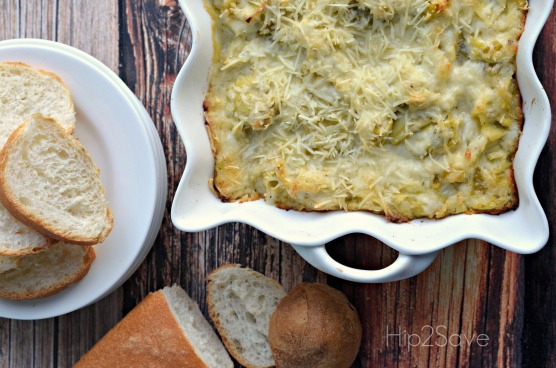 I baked mine in a 9×9 square casserole dish but you can use a longer dish or even a slow cooker (although I prefer to cook in the oven so the top has that great crusty cheesy top!).