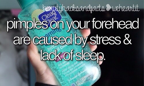 22 Beauty Hacks EVERY Girl Should Know! 