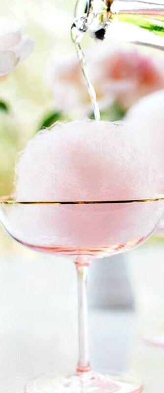 Candy Champagne Cocktail 