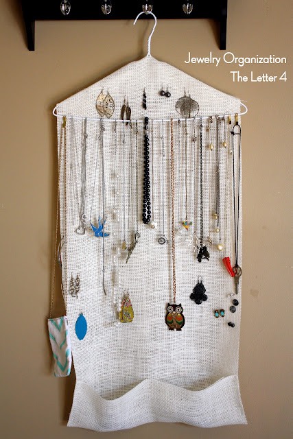 Cute Ways To Organize A Girls Room!