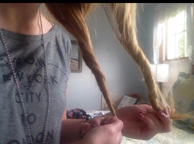 This is what it should look like after the second half of your hair is twisted 💋