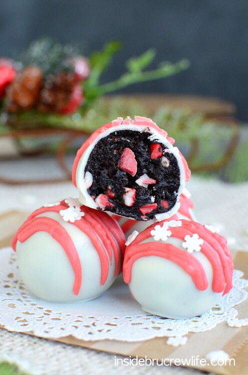 Peppermint Crunch Oreo Truffles.😋🎄