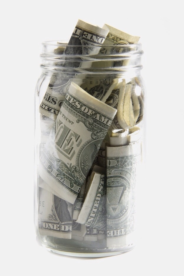 Don't join a gym. Pay yourself every time you exercise.
Buy yourself something nice at the end of every six months. Please tap for full view.


