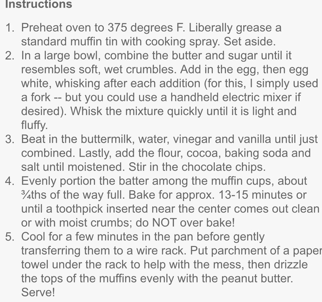 Skinny Chocolate Peanut Butter Muffins. 💕