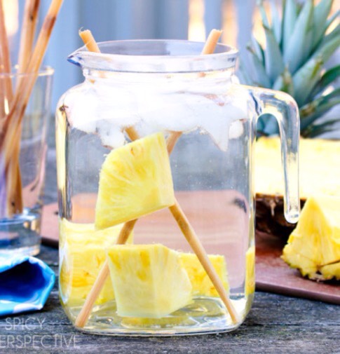 Pineapple and sugarcane water
Ingredients: 2 liters of water, 2 sticks of sugarcane, 4-5 large chunks of pineapple, ice
Combine all ingredients in a large pitcher. Let sit for a few hours. 