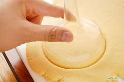 Using a cookie cutter (or knife), cut out apple lid sized circles in the dough, 1 per apple. You can also cut out shapes like leaves, flowers, stars or animals and layer each piece onto the apple to form a crust.
