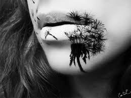 "Beautifully Creepy Halloween Lip Makeup Ideas"