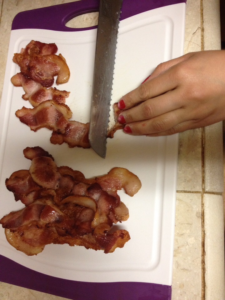 Crispy Bacon - 8 strips

1. Cook bacon till crispy. 
2. Cut each strip in to 2 pieces. 
3. You should have 16 pieces of bacon. 