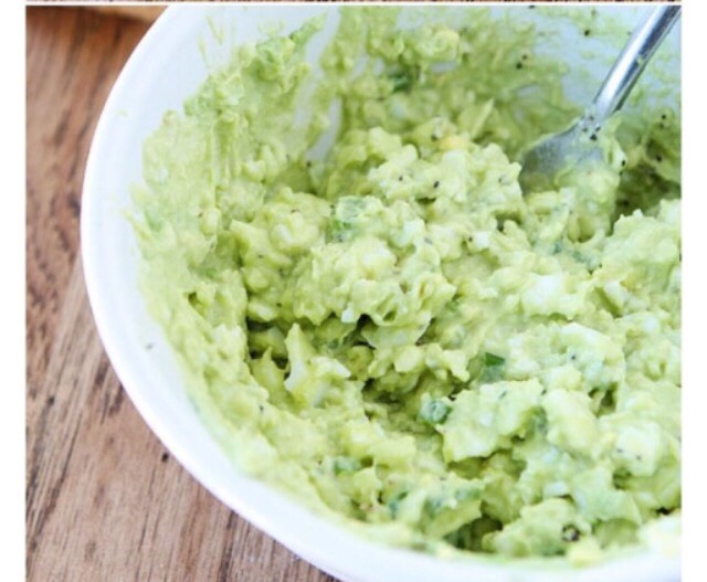 Easy, Yummy & Healthy? YES Avocado Egg Salad. I'm Literally Obsessed.