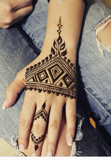 Beautiful Henna Designs 💞