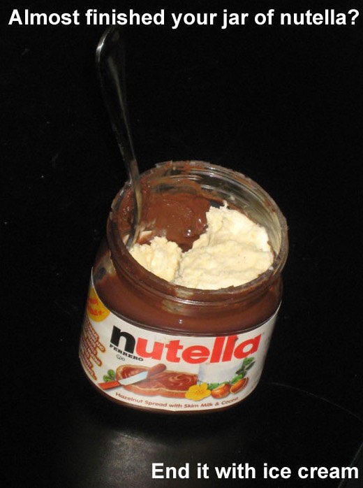 This is the perfect excuse to finish of a Nutella jar, add vanilla ice cream into the jar and you will have a delicious dessert🍫🍧
