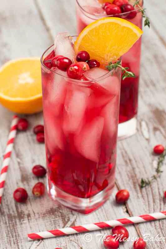 💖✨cranberry-orange gin fizz with thyme✨💖
