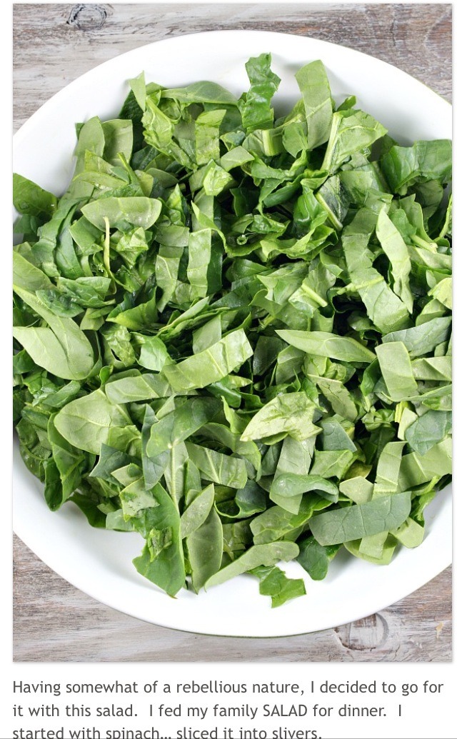 " Delicious Spinach Salad With Chicken, Avocado & Goat Cheese"👍