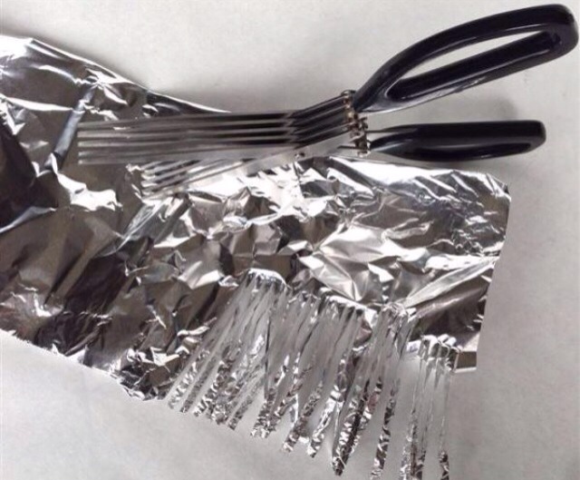 If your scissors are feeling dull, sharpen them by cutting foil! 