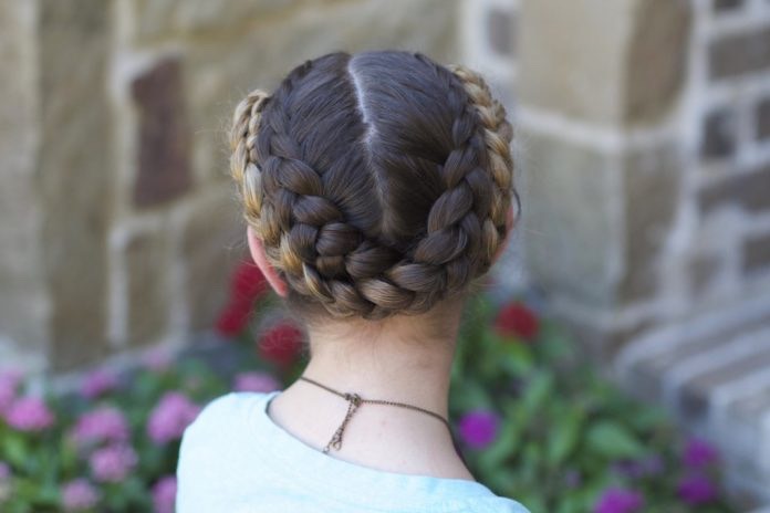 20 Pretty Hair Styles for Your Little Girl
