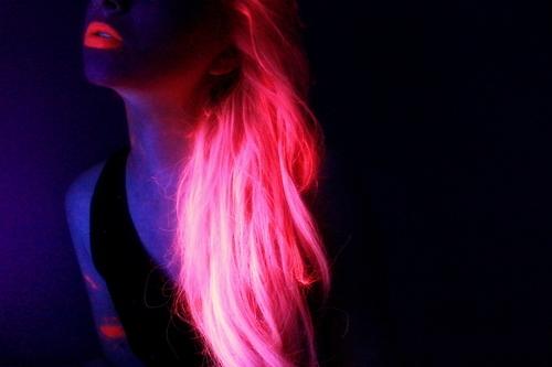 Glow In The Dark Rainbow Hair For 2016 & How To Get It!