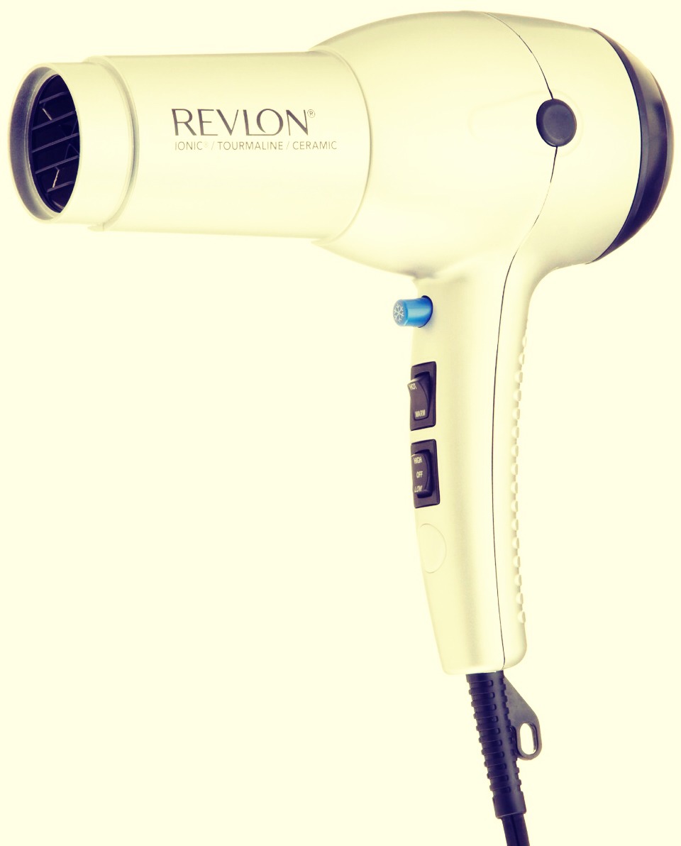 Use a blow dryer that you would normally use on your hair and blow your eyelash curler with hot air. When it is hot/warm, use it on your eyelashes to keep the effect lasting longer and better.