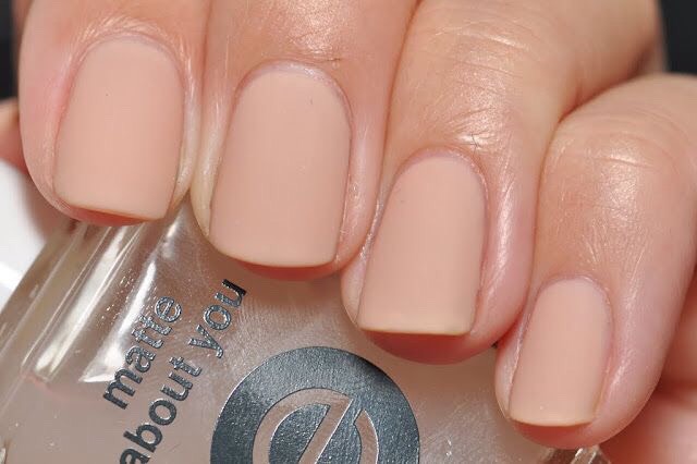 Amazing And Unique Nail Colors...!!